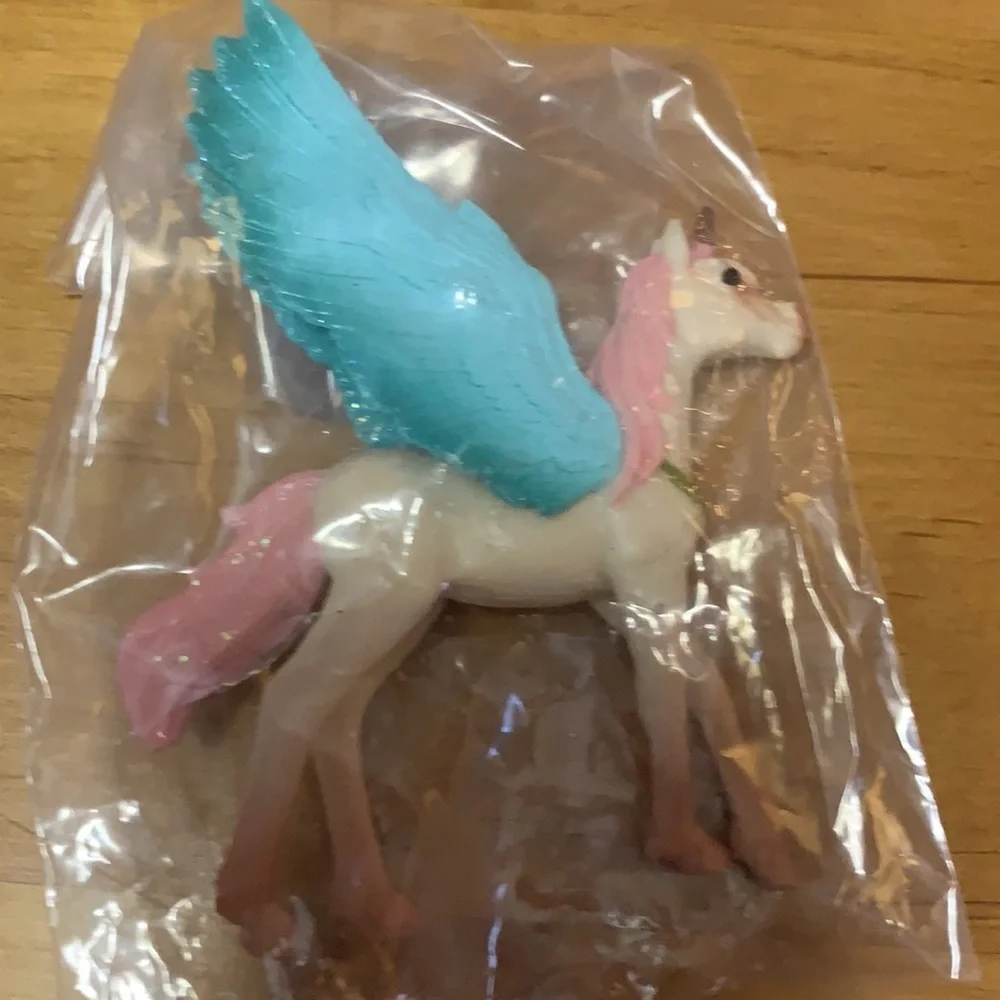 New 8 Unicorn figures collection - cake toppers - rainbow - figures